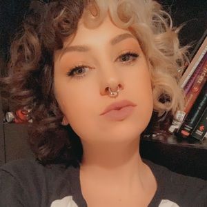 Meet your Posher, Kelisha